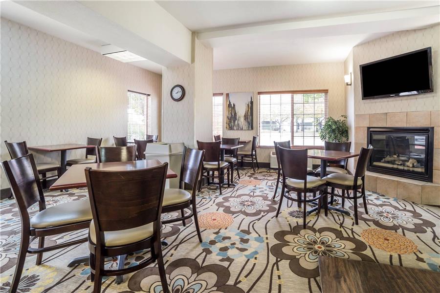 Comfort Suites Salt Lake City Airport in Salt Lake City - hotel (12)