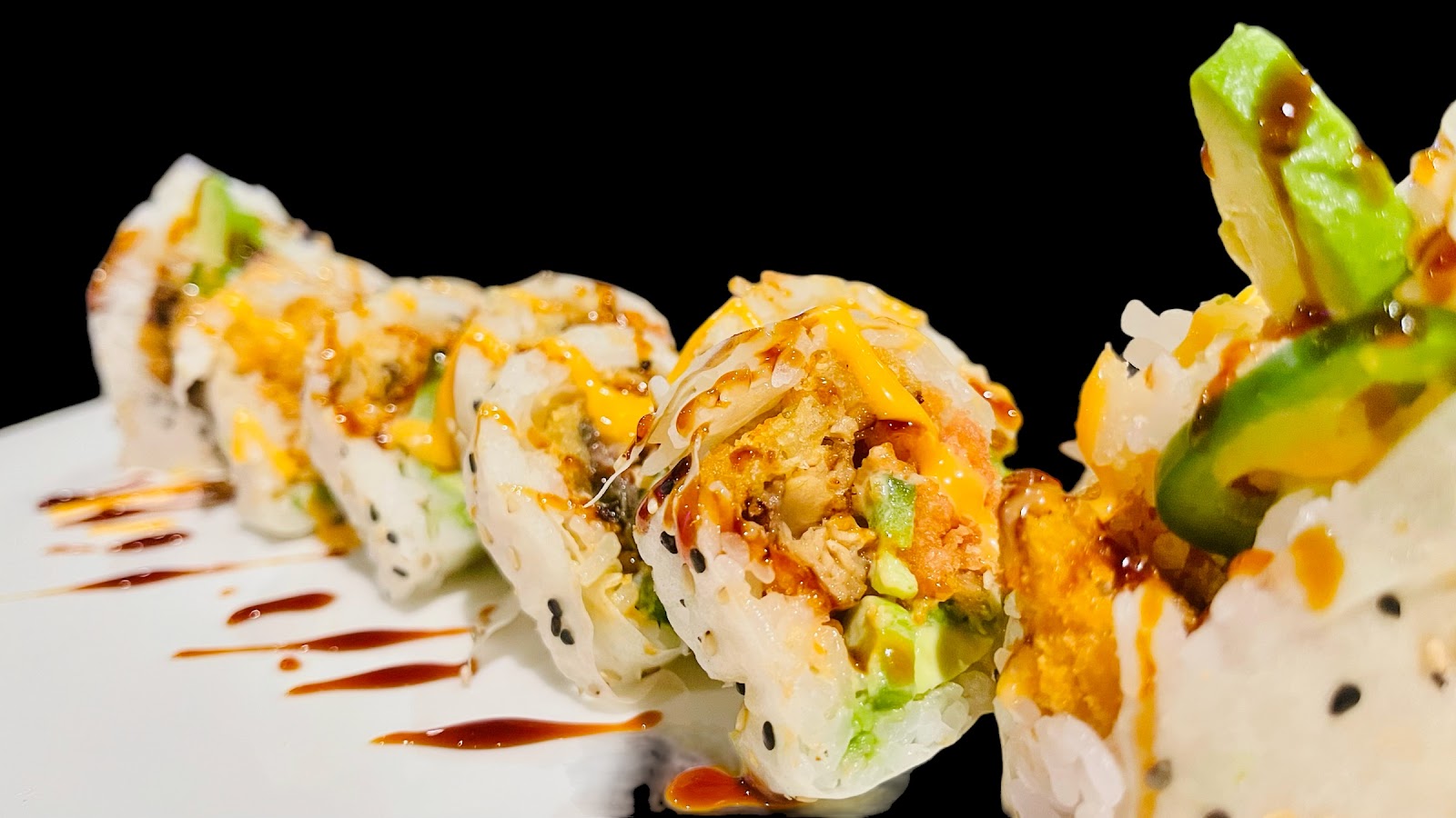 Yoimi Sushi & Hibachi Salt Lake City in Salt Lake City - signature dining scene