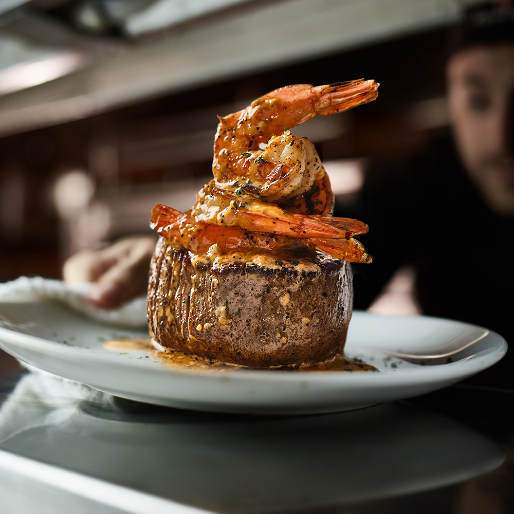 Fleming’s Prime Steakhouse & Wine Bar in Salt Lake City - signature dining scene