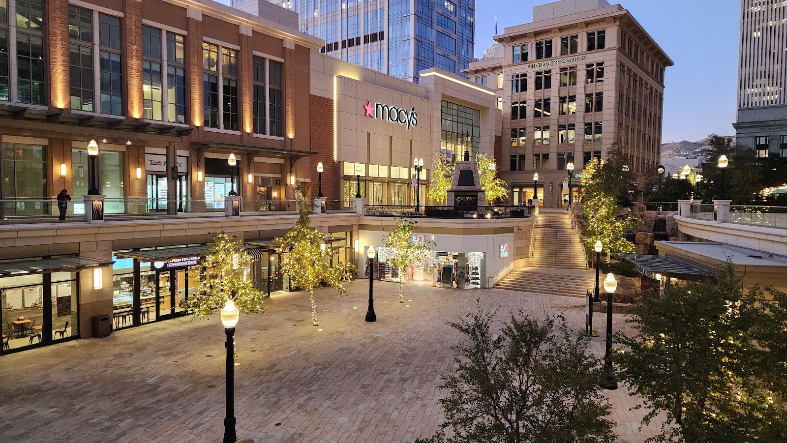 City Creek Center in Salt Lake City - shopping mall (11)