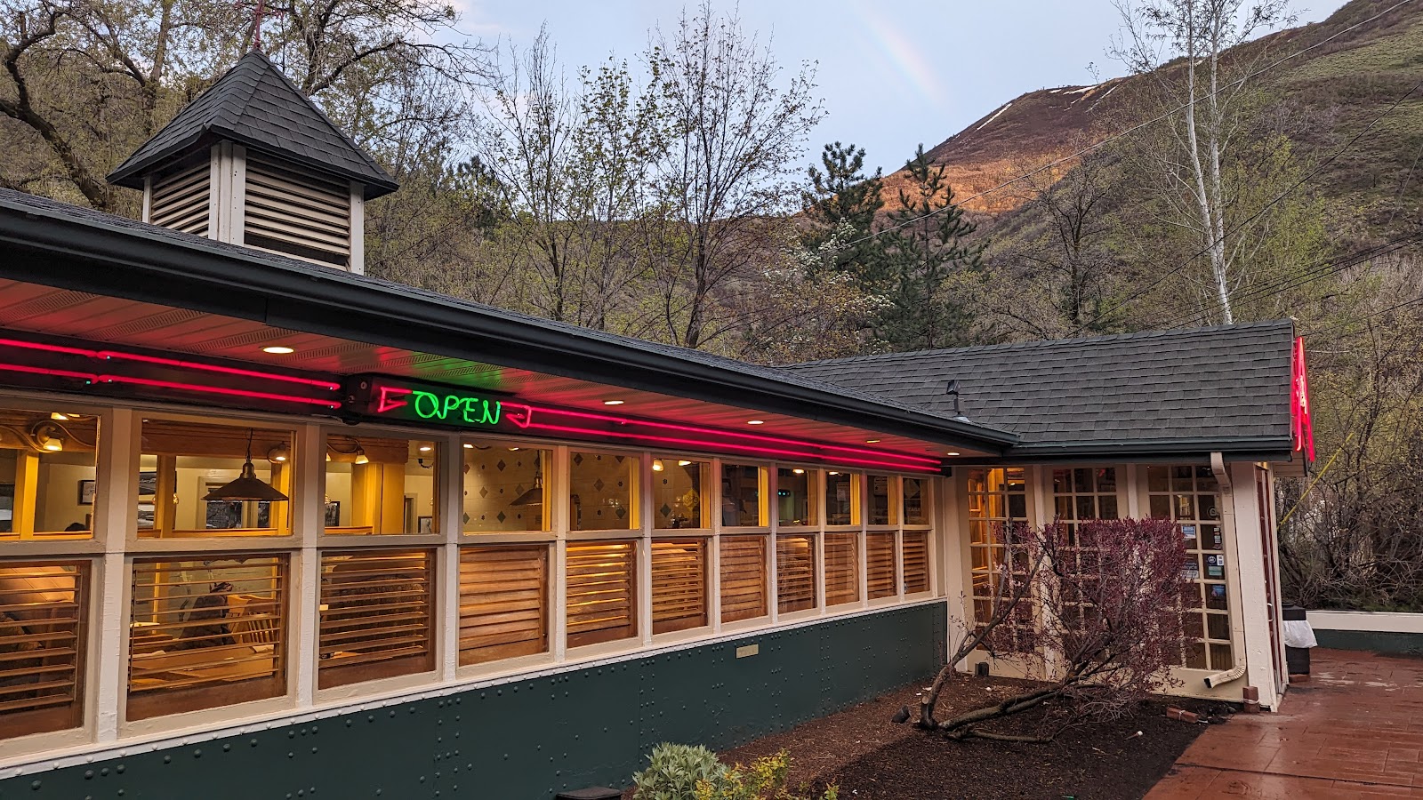 Ruth's Diner in Salt Lake City - diner (5)