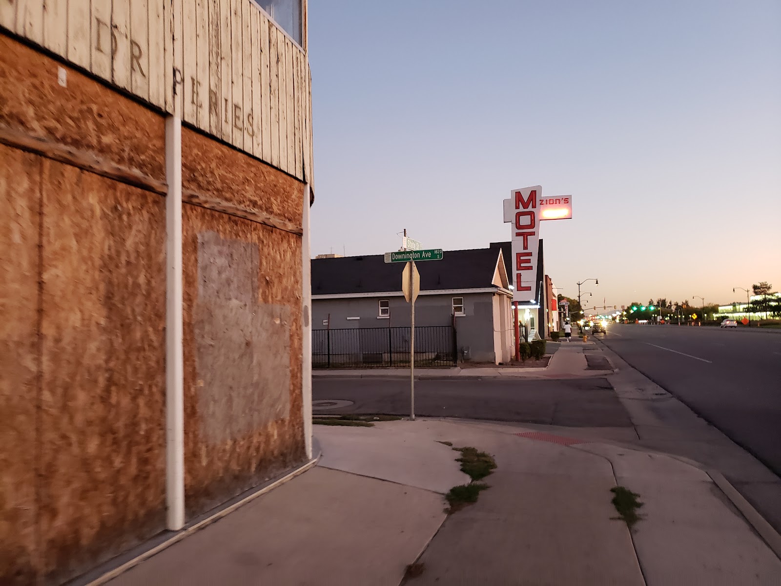 Zions Motel in Salt Lake City - exterior (3)