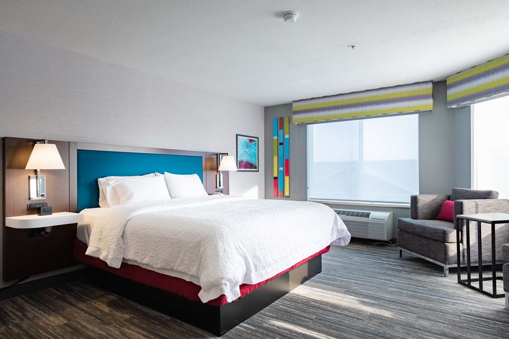Hampton Inn & Suites Salt Lake City Airport in Salt Lake City - hotel (12)