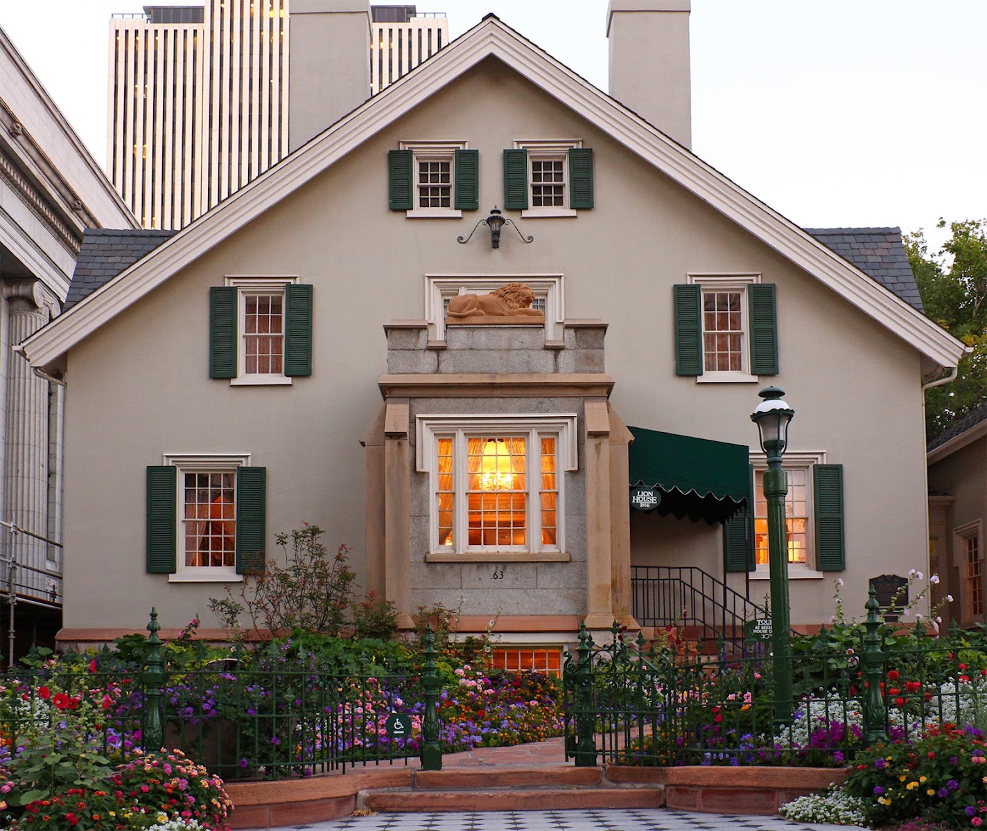 Temple Square in Salt Lake City - historical landmark (3)