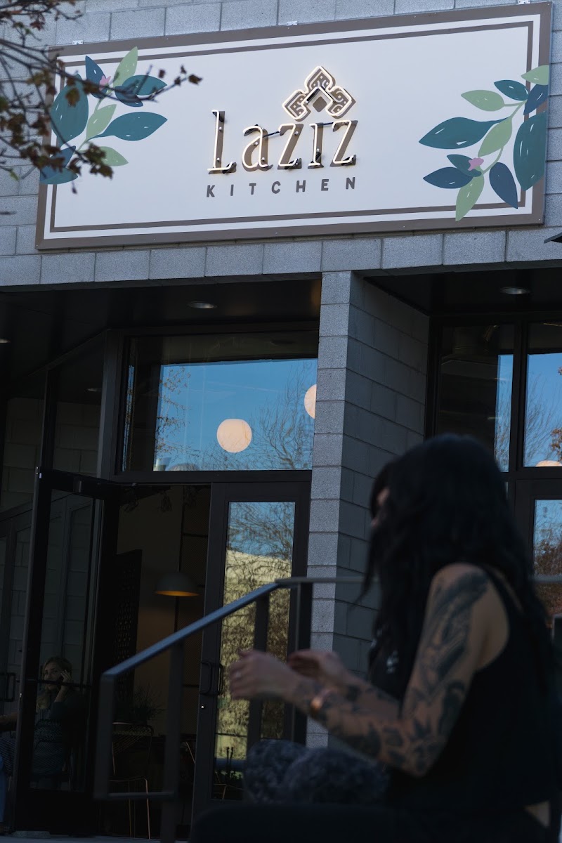 Laziz Kitchen Central 9th in Salt Lake City - signature dining scene