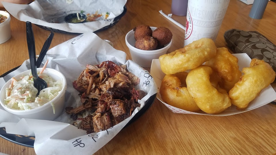 R&R BBQ in Salt Lake City - signature dining scene