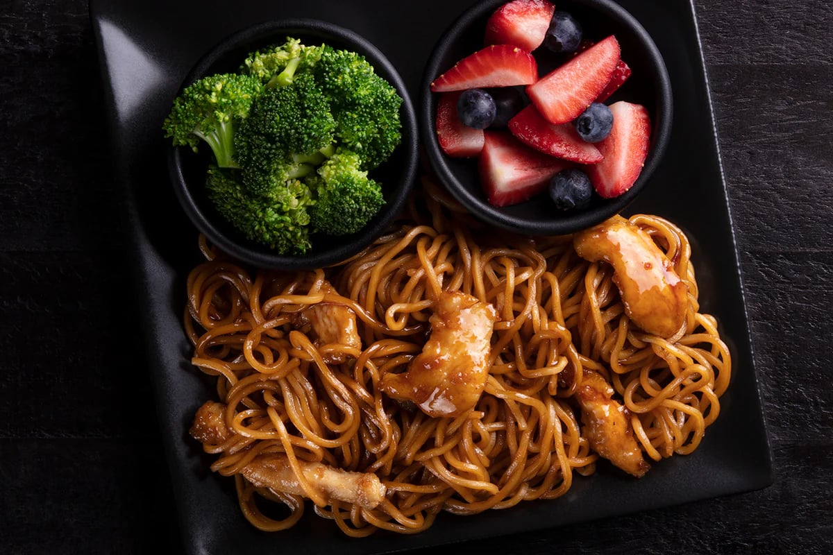 P.F. Chang's in Salt Lake City - signature dining scene
